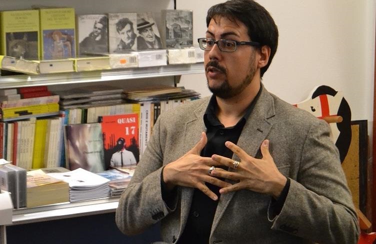 "Pioggia inversa" fra diritti e letteratura. Intervista a Matteo Tuveri