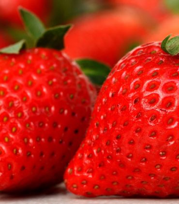 Quelle strane fragole (poesia)